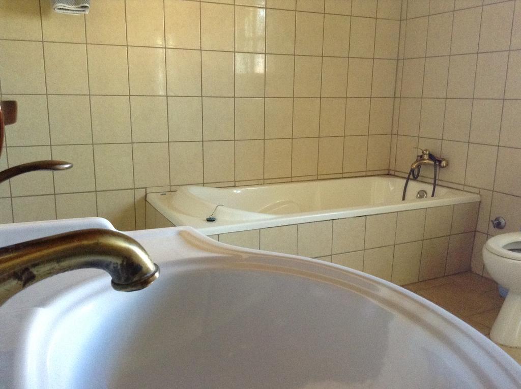 Olive Villas Anapaftiria ภายนอก รูปภาพ