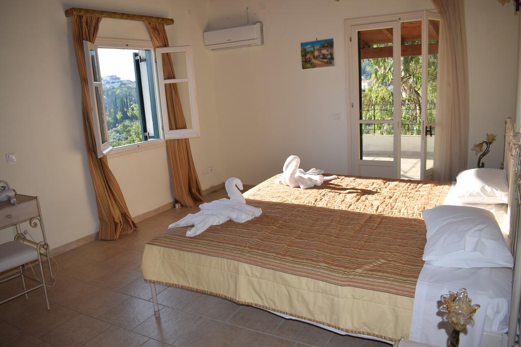 Olive Villas Anapaftiria ภายนอก รูปภาพ